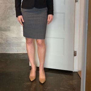 Banana Republic grey wool pencil skirt